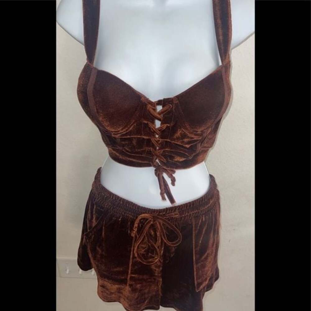2 piece velvet set
